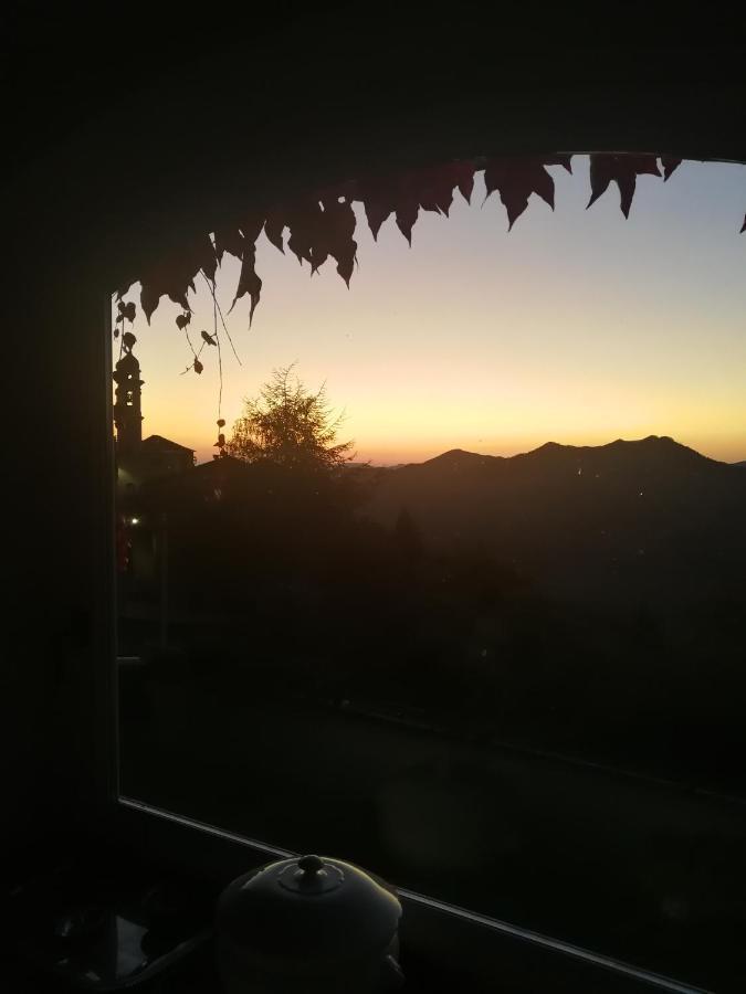 Casale Maria Mafalda Pieve di Teco Esterno foto