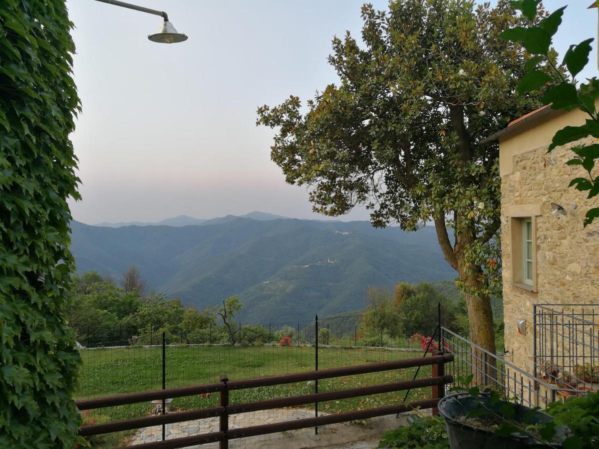 Casale Maria Mafalda Pieve di Teco Esterno foto