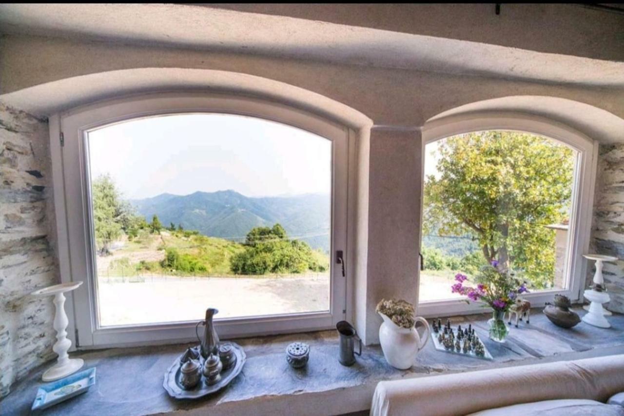 Casale Maria Mafalda Pieve di Teco Esterno foto