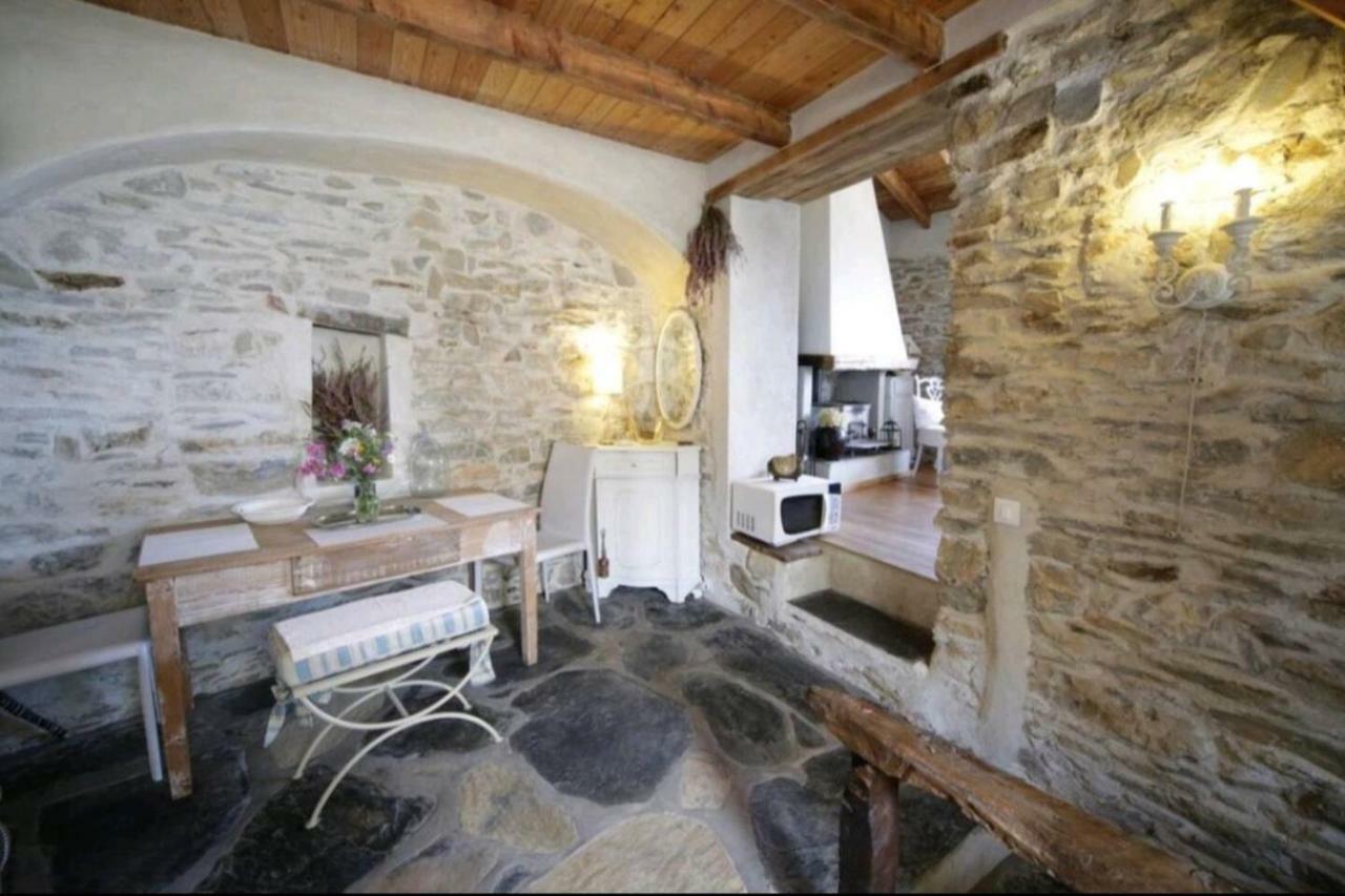 Casale Maria Mafalda Pieve di Teco Esterno foto